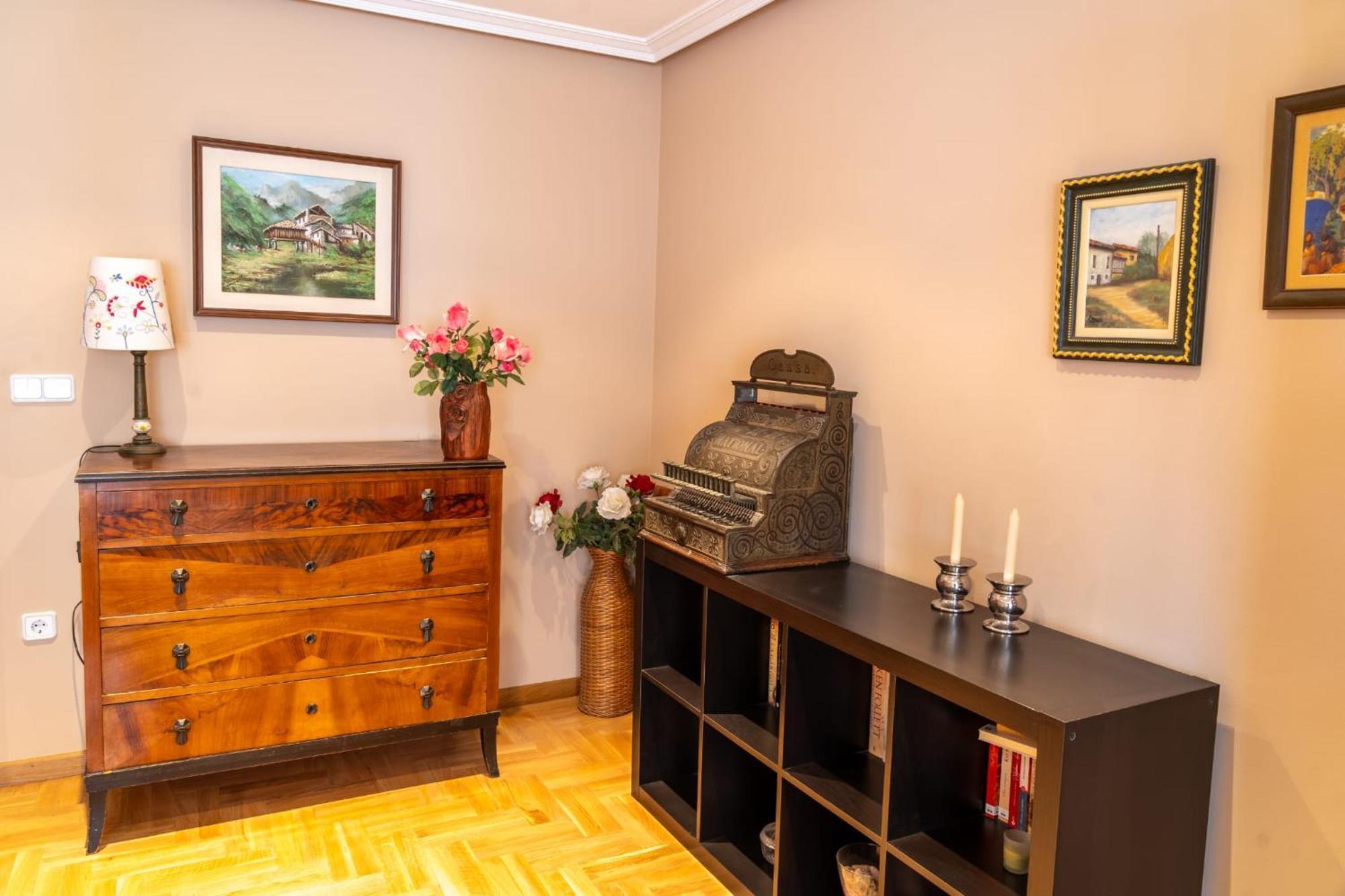 Apartamento Mayte Pola de Siero ภายนอก รูปภาพ